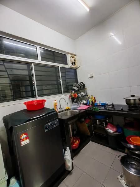 Apartment for Sale at Residensi Alam Damai (PR1MA @ Alam Damai) - Tommy Wong - Kitchen - PropertyGuru.com.my