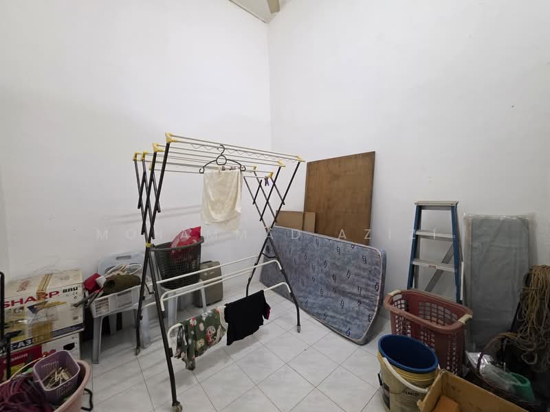 1-storey Terraced House for Sale in Kuantan (Pahang) - Mohammad Azizi - PropertyGuru.com.my