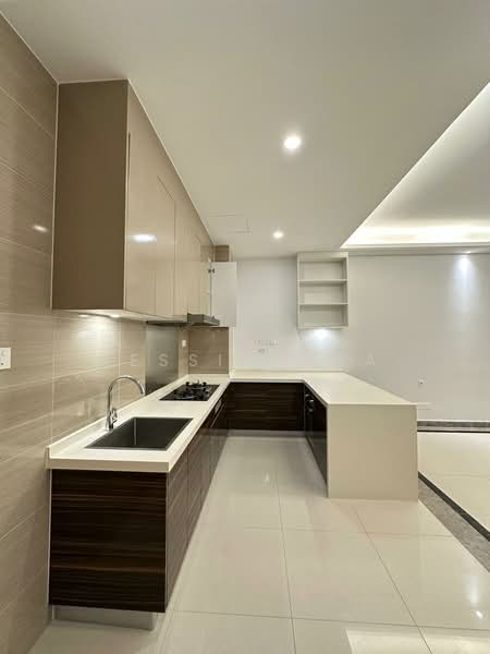 Condominium for Rent at R&F Princess Cove Phase 2-Seine Region - Jessica Ma - Kitchen - PropertyGuru.com.my