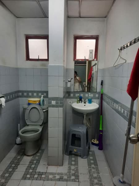 Condominium for Sale at Trellises - Kim Quah - Bathroom - PropertyGuru.com.my