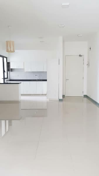 Service Residence @ Landmark Residence 1 untuk Untuk Dijual - RM 850,000, Apr 2026 - Kitchen - PropertyGuru.com.my