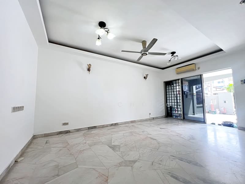 2-storey Terraced House for Sale in Bandar Damai Perdana (Cheras) - Elly Chong - Living Room - PropertyGuru.com.my