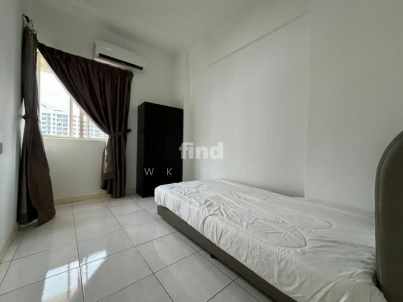 Condominium for Rent at Gold Coast Resort Condominium - WK Yam - Bedroom - PropertyGuru.com.my