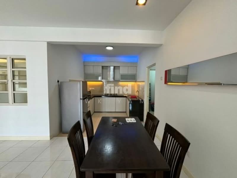 Condominium for Rent at Gold Coast Resort Condominium - WK Yam - Kitchen - PropertyGuru.com.my