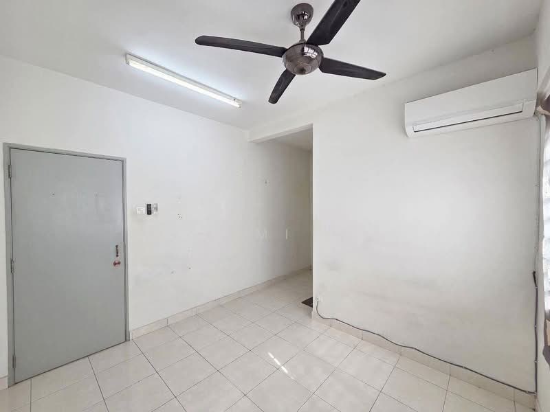 Apartment for Sale at Suria Rafflesia - Azmi . - PropertyGuru.com.my