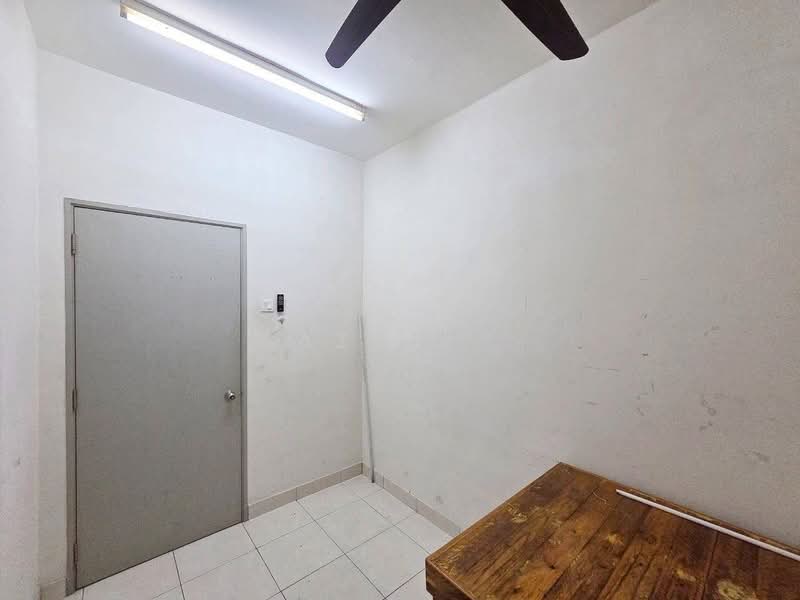 Apartment for Sale at Suria Rafflesia - Azmi . - PropertyGuru.com.my