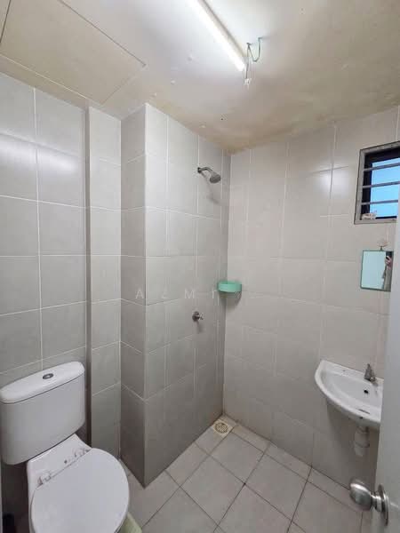 Apartment for Sale at Suria Rafflesia - Azmi . - PropertyGuru.com.my