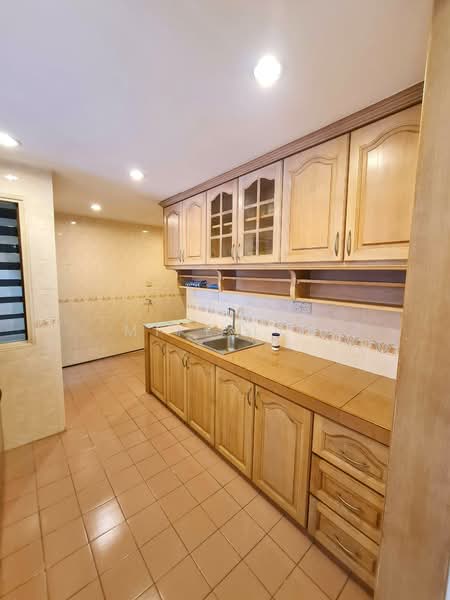 Abadi Villa untuk Untuk Dijual - RM 430,000, Mac 2026 - Kitchen - PropertyGuru.com.my