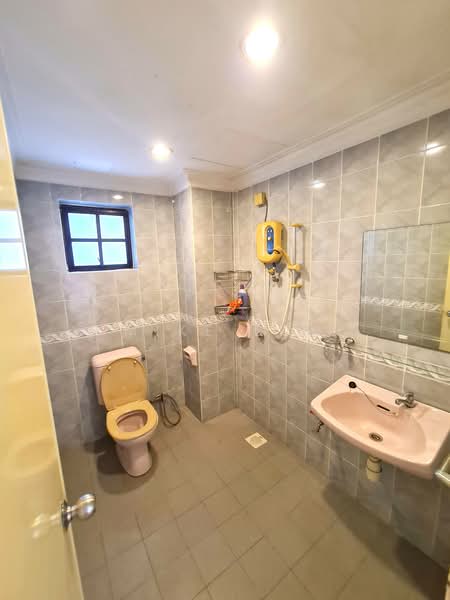 Abadi Villa untuk Untuk Dijual - RM 430,000, Mac 2026 - Bathroom - PropertyGuru.com.my