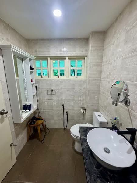 2-storey Terraced House for Sale in Ampang Jaya (Ampang) - Nahathir Shahabudin - Bathroom - PropertyGuru.com.my