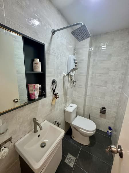 2-storey Terraced House for Sale in Ampang Jaya (Ampang) - Nahathir Shahabudin - Bathroom - PropertyGuru.com.my