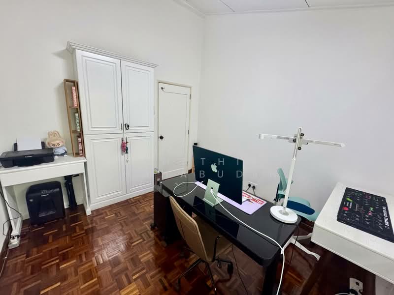 2-storey Terraced House for Sale in Ampang Jaya (Ampang) - Nahathir Shahabudin - Study - PropertyGuru.com.my