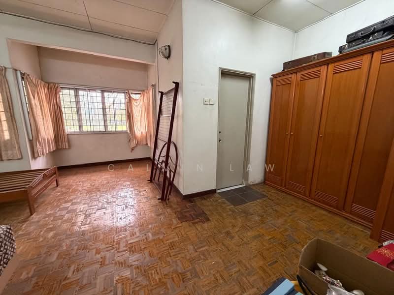 2-storey Terraced House for Sale in Bandar Utama 1 (Bandar Utama) - Calvin Law - Bedroom - PropertyGuru.com.my
