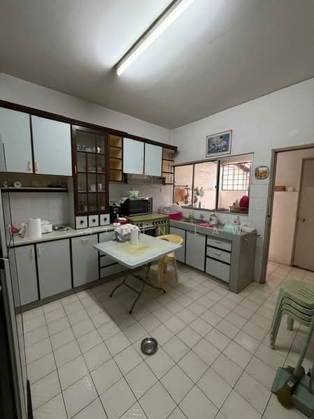 2-storey Terraced House for Sale in Bandar Utama 1 (Bandar Utama) - Calvin Law - Kitchen - PropertyGuru.com.my