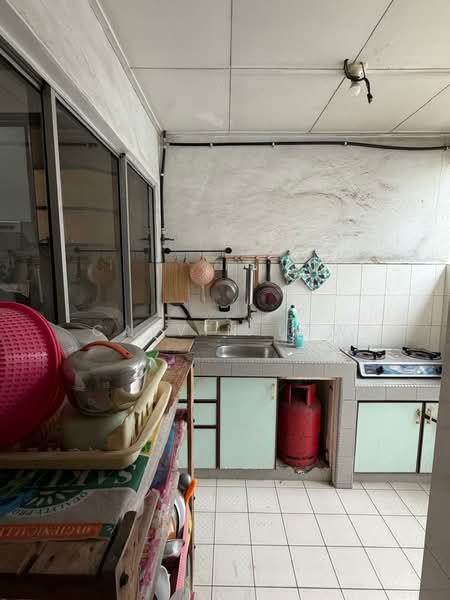 2-storey Terraced House for Sale in Bandar Utama 1 (Bandar Utama) - Calvin Law - Kitchen - PropertyGuru.com.my