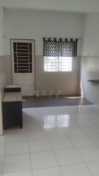 2-storey Terraced House for Sale in Hulu Semenyih (Selangor) - Mohd Faizal - Kitchen - PropertyGuru.com.my