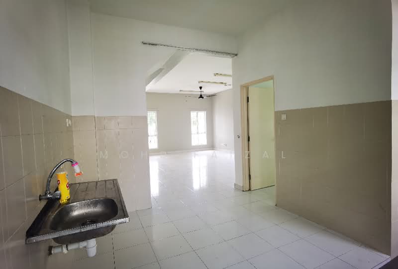 2-storey Terraced House for Sale in Hulu Semenyih (Selangor) - Mohd Faizal - Kitchen - PropertyGuru.com.my