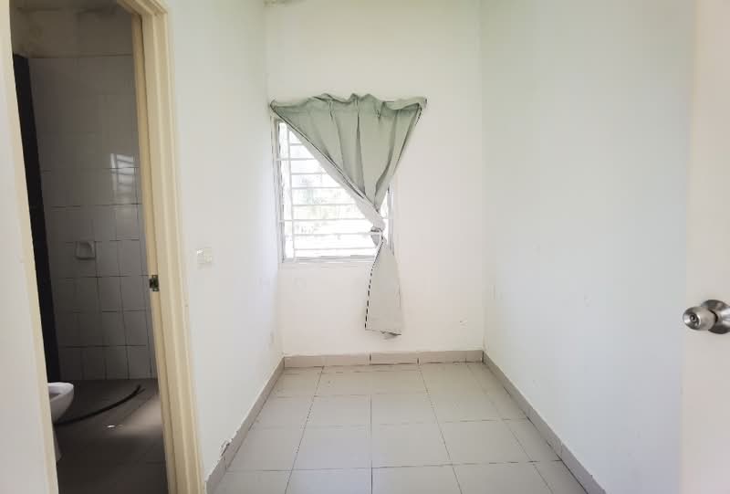 2-storey Terraced House for Sale in Hulu Semenyih (Selangor) - Mohd Faizal - Bathroom - PropertyGuru.com.my