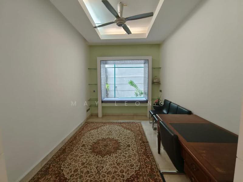 Rumah Berkembar untuk Dijual di Bukit Tunku (Kenny Hills) (Kuala Lumpur) - May Leong - Study - PropertyGuru.com.my