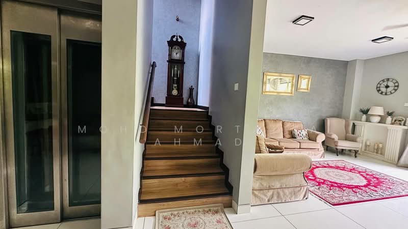 3-storey Terraced House for Sale in Laman Glenmarie (Shah Alam) - Mohd Mortadza Ahmad - Living Room - PropertyGuru.com.my