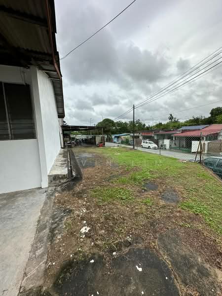 Jalan Bukit Kempas/ Paradigm Mall/ 2bed 1bath/ Low Cost Corner Lot untuk Untuk Disewa - RM 1,100 /bulan, Apr 2026 - Exterior - PropertyGuru.com.my