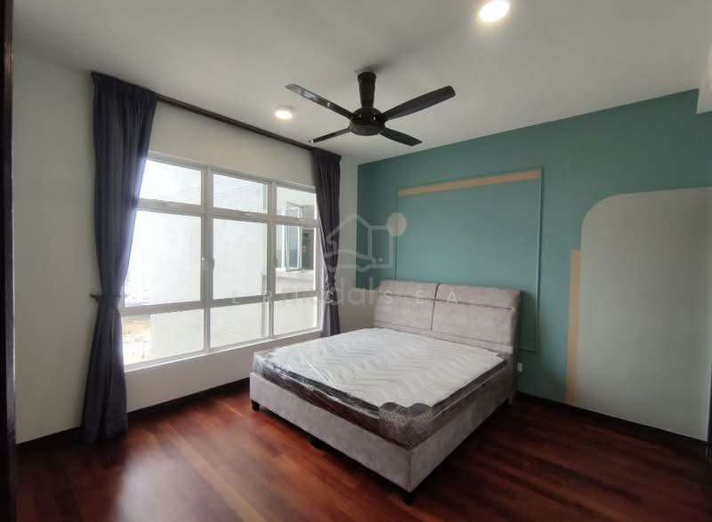 Condominium for Rent at Paraiso Residence @ The Earth - Eric Sea - Bedroom - PropertyGuru.com.my