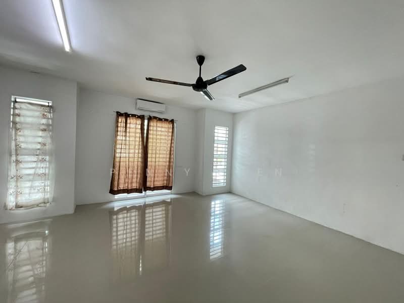 2-storey Terraced House for Rent in Station 18 (Ipoh) - PENNY CHEN - Bedroom - PropertyGuru.com.my