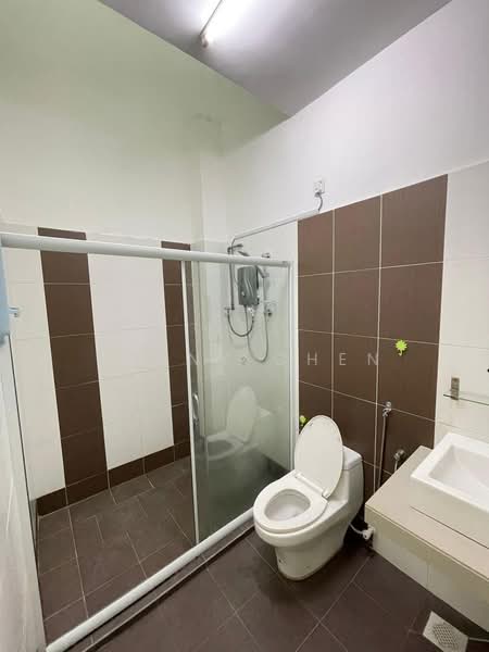 2-storey Terraced House for Rent in Station 18 (Ipoh) - PENNY CHEN - Bathroom - PropertyGuru.com.my