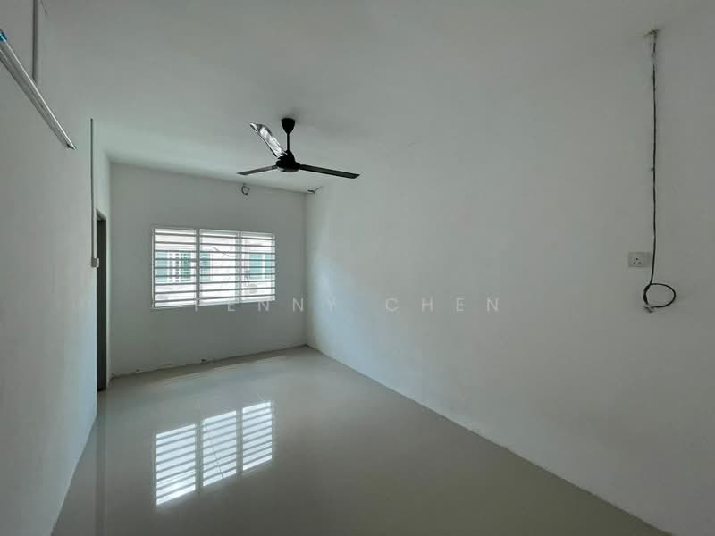 2-storey Terraced House for Rent in Station 18 (Ipoh) - PENNY CHEN - Bedroom - PropertyGuru.com.my