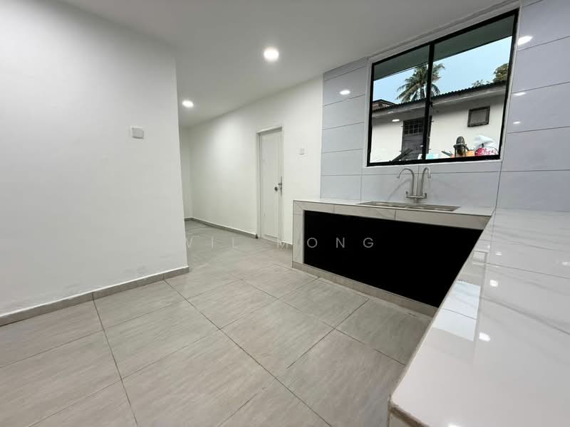 2-storey Terraced House for Sale in Senai (Kulai) - Wil Mong - Kitchen - PropertyGuru.com.my