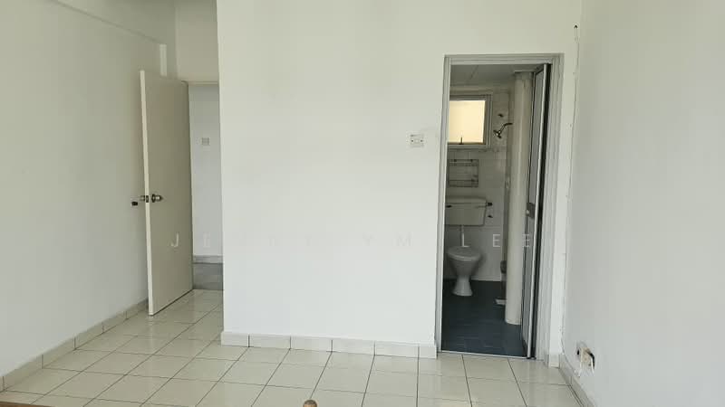 Apartment for Sale at Subang Perdana Goodyear Court 7 - Jenny YM Lee - Bathroom - PropertyGuru.com.my