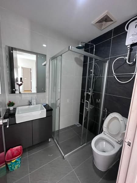 Royal Strand @ Country Garden Danga Bay untuk Untuk Dijual - RM 700,000, Apr 2026 - Bathroom - PropertyGuru.com.my