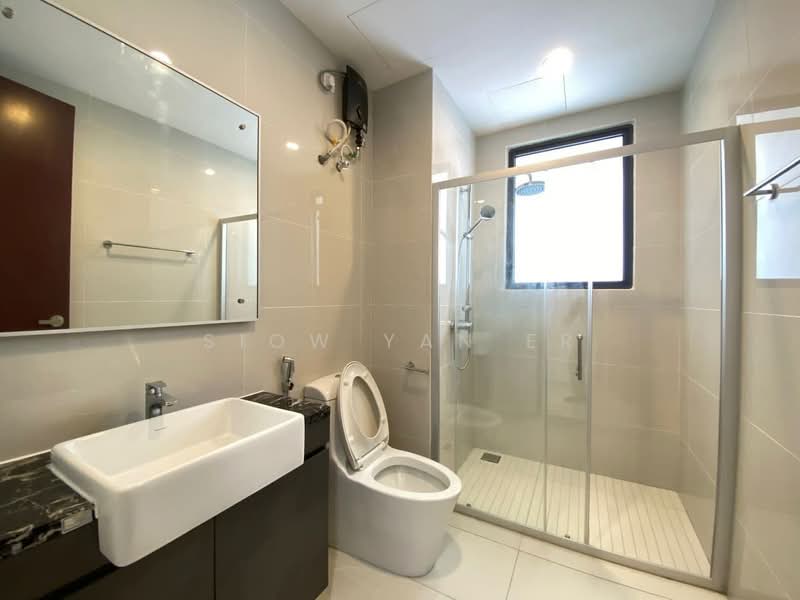 Condominium for Rent at Lovell @ Country Garden Danga Bay - Siow Yan Er - Bathroom - PropertyGuru.com.my