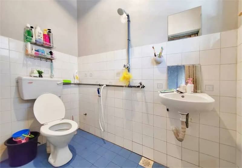 Apartment for Sale at Taman Bukit Mutiara Kajang - ZAFFUR NAZRI - Bathroom - PropertyGuru.com.my