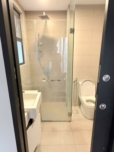 Service Residence for Rent at Skyluxe On The Park Bukit Jalil - Gerald Liew - Bathroom - PropertyGuru.com.my
