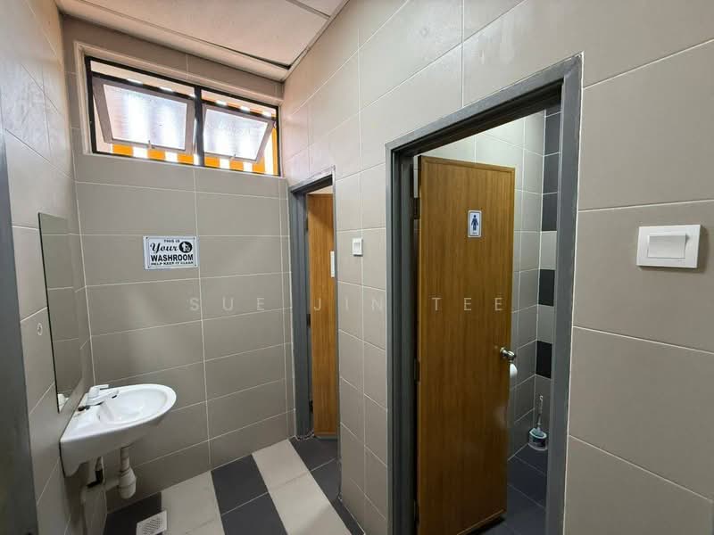 Kilang untuk Dijual di Iskandar Puteri (Nusajaya) (Johor) - Sue Jin Tee - Bathroom - PropertyGuru.com.my