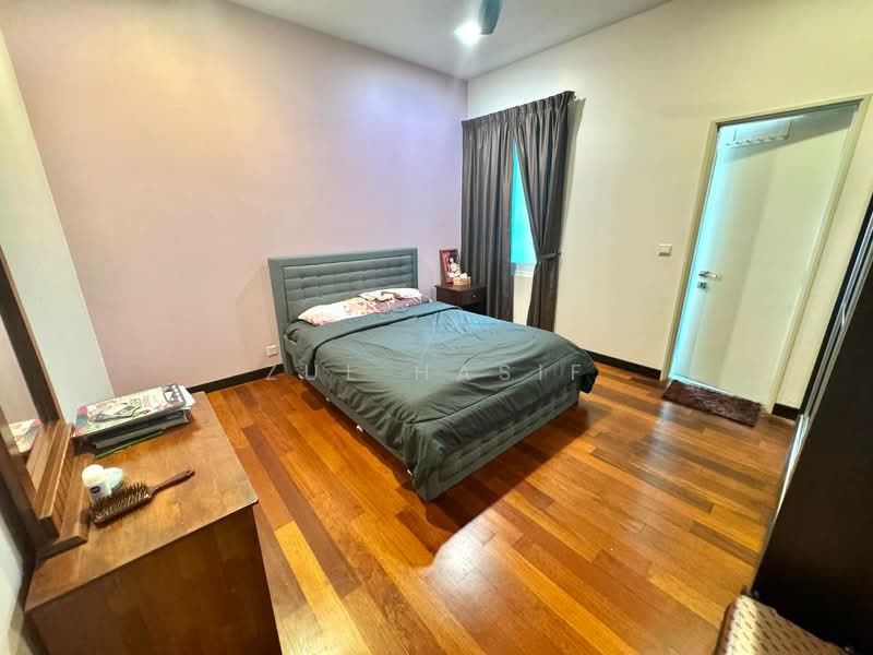 Semi-Detached House for Sale in Cyberjaya (Selangor) - Zul Hasif - Bedroom - PropertyGuru.com.my