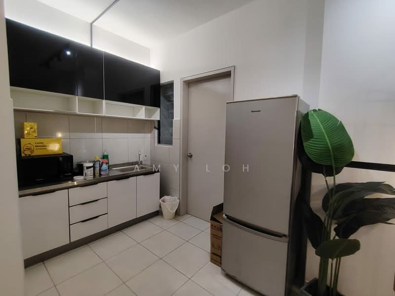 Apartment for Rent at Residensi Riamas - Amy Loh - Kitchen - PropertyGuru.com.my