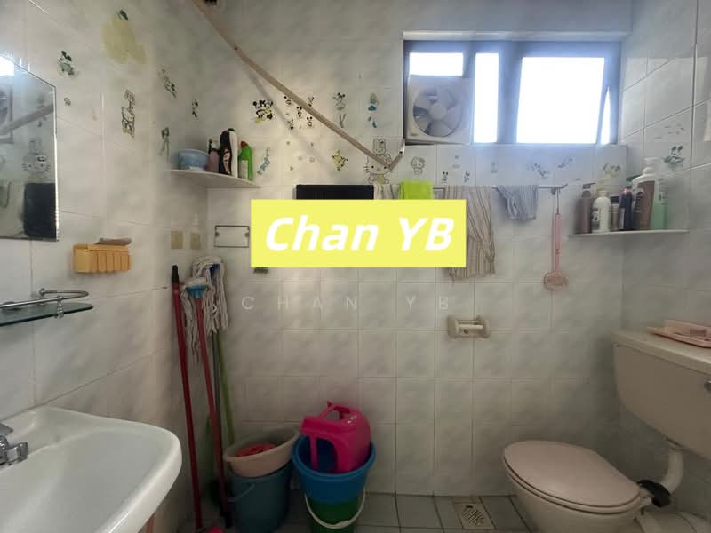 Apartment for Sale at Pearl Garden - Chan YB - Bathroom - PropertyGuru.com.my