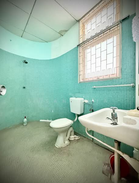 Bungalow for Sale in George Town (Penang) - Susan Chia - Bathroom - PropertyGuru.com.my