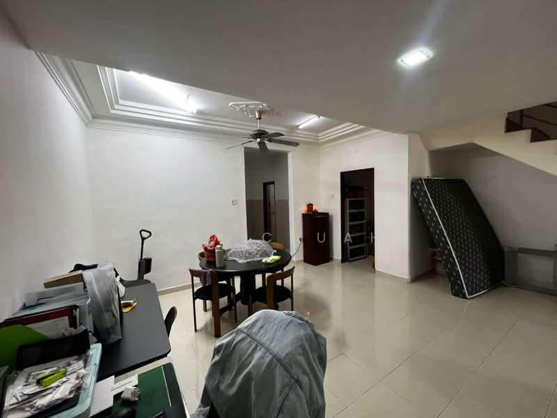 TAMAN KEMPAS INDAH untuk Untuk Dijual - RM 680,000, Apr 2026 - Living Room - PropertyGuru.com.my