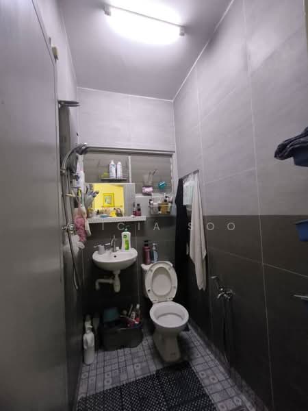 2-storey Terraced House for Rent in Sungai Buloh (Selangor) - Alicia Soo - Bathroom - PropertyGuru.com.my