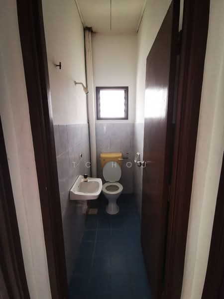 2-storey Terraced House for Sale in Bandar Putra Permai (Seri Kembangan) - TC Hou - PropertyGuru.com.my