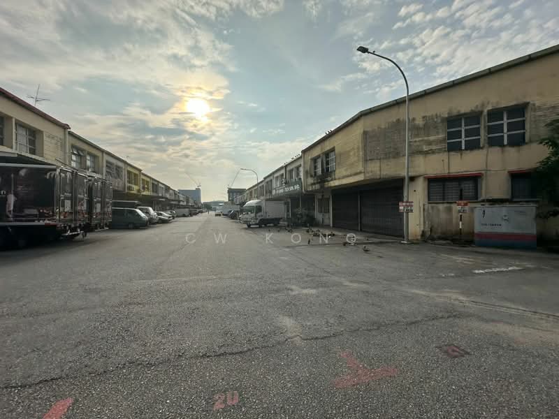 Factory for Sale in Taman Ehsan (Kepong) - CW Kong - Exterior - PropertyGuru.com.my