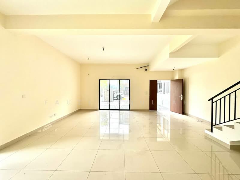 Terraced House for Sale in Ukay Bistari (Ulu Kelang) - Fauzi Abdullah - Living Room - PropertyGuru.com.my