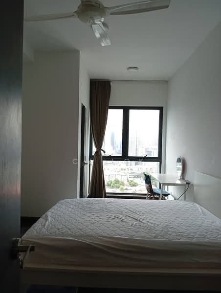 Apartment for Rent at V Residence Suites @ Sunway Velocity - CY Lok - Bedroom - PropertyGuru.com.my