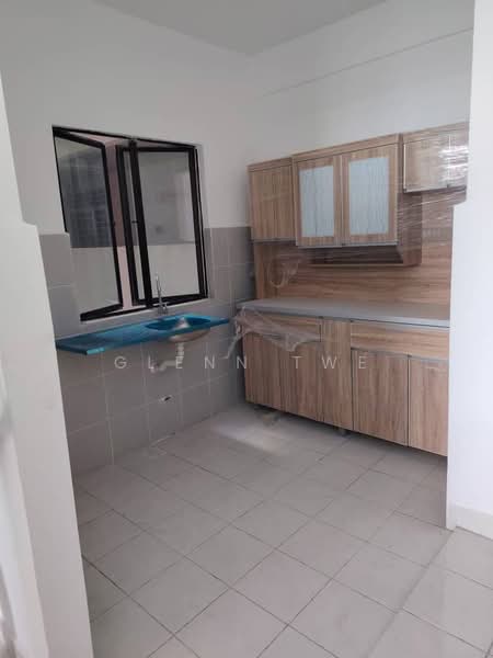 Rumah Flat untuk Disewa di PR1MA @ LARKIN INDAH - Glenn Twe - Kitchen - PropertyGuru.com.my