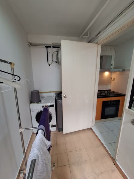 Condominium for Sale at Mont Kiara Pines - Nurain Rosman - Kitchen - PropertyGuru.com.my