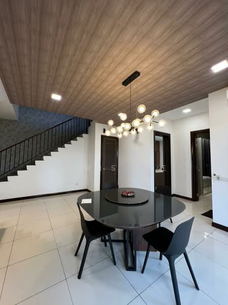 Rumah Teres 2-Tingkat untuk Disewa di Eco Sanctuary (Telok Panglima Garang) - Chris Lee - Dining Room - PropertyGuru.com.my