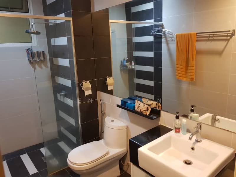 Apartment for Rent at Central Residence @ Sungai Besi - Kenji Lian - Bathroom - PropertyGuru.com.my
